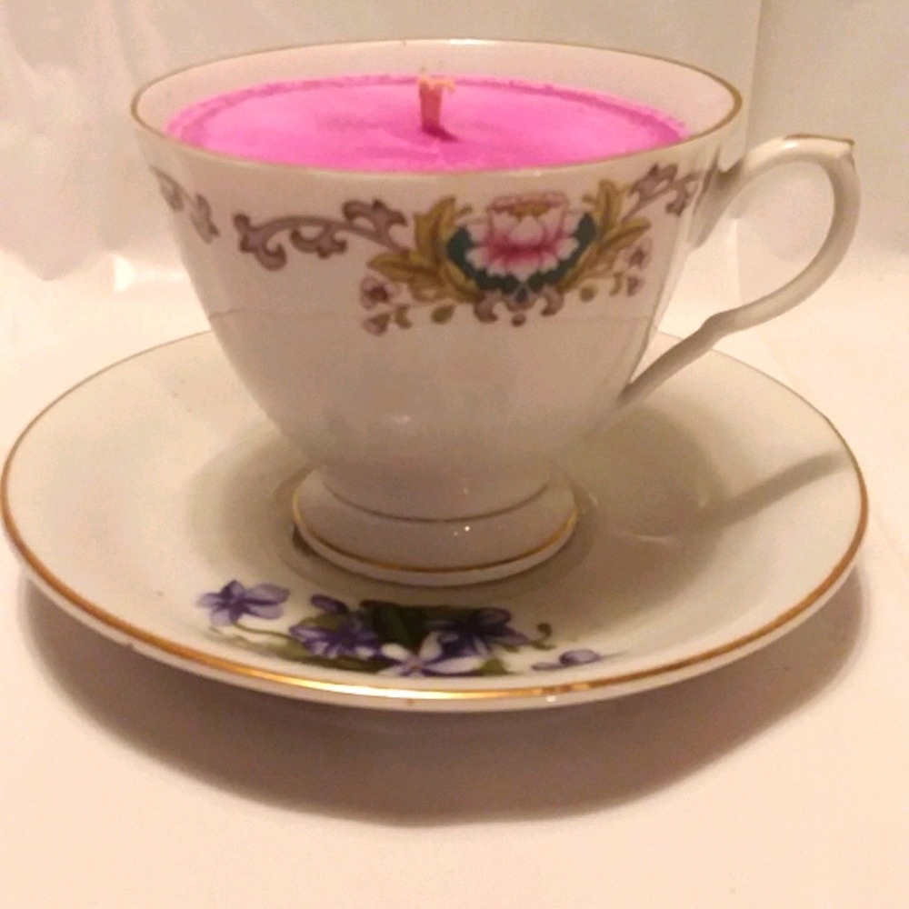 🩷💜Teacup Candle on Saucer Victorian Floral Garden